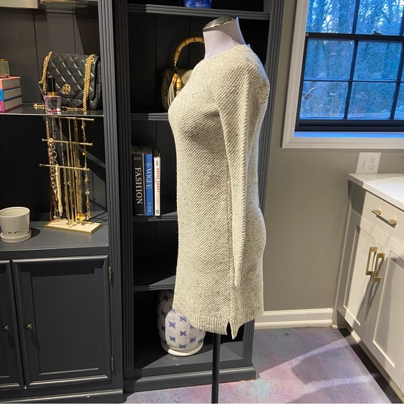 Madewell Gray Button-Back Sweater Dress – XXS - Picture 5 of 8